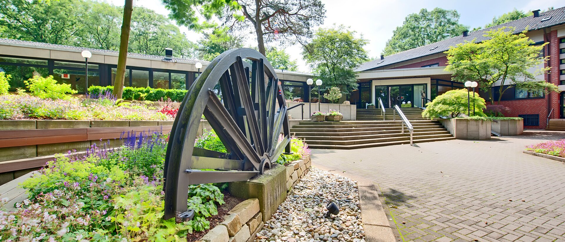 Foto des Eingangsbereichs des Adolf-Schmidt-Tagungszentrum in Haltern am See